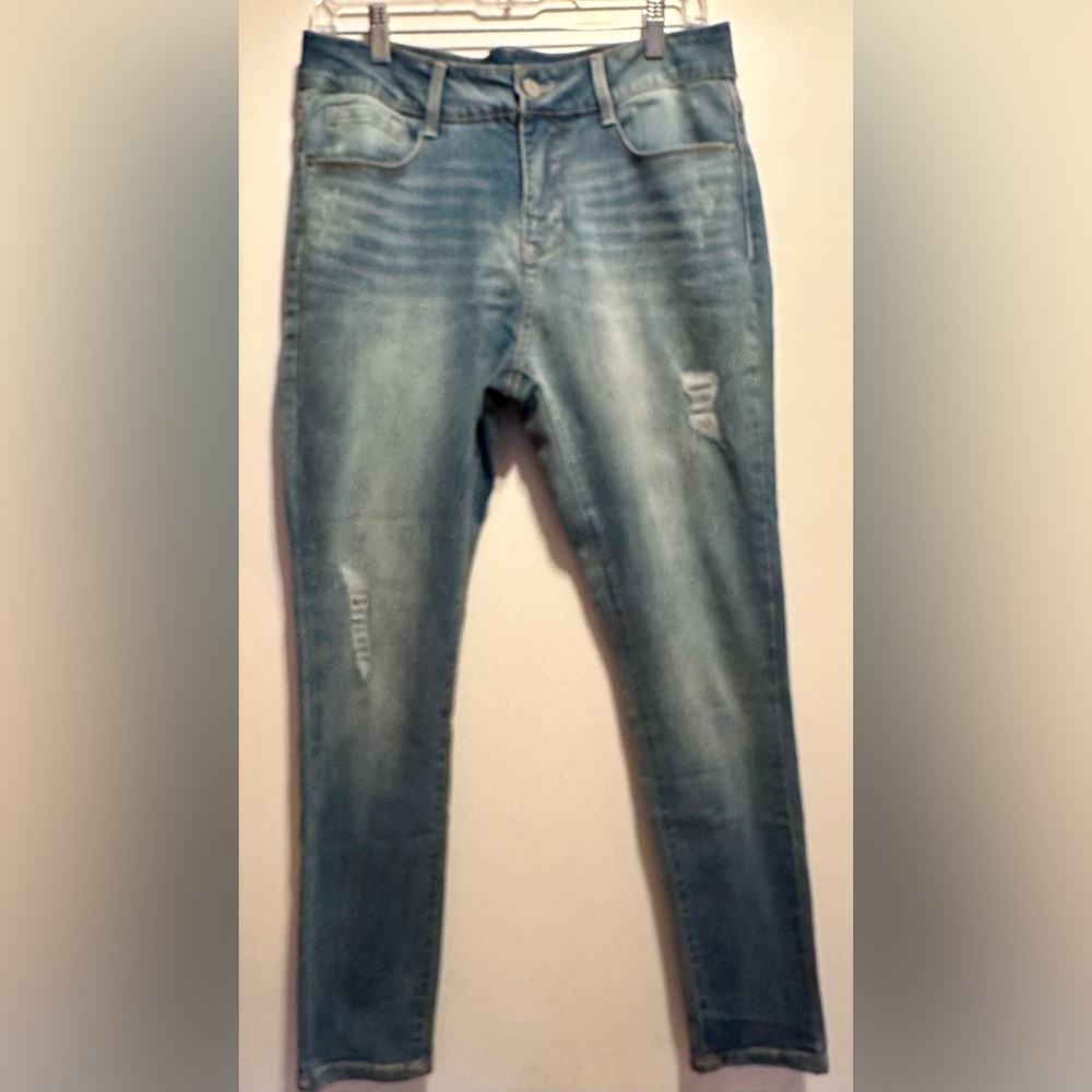 Time and Tru Women's Skinny Jeans - Light Blue